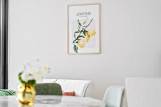 CBD Hideaway, Chic 1BR Apt walk to Dining n Casino - 8