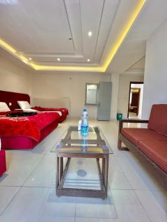 7 Creek Hotel Naran - Naran - 9