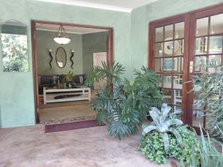 Villa Roc Guesthouse - Solar Power - Ballito - 9
