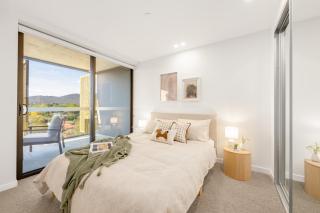 Dickson Stylish 2BR Retreat w Views n Parking - 2