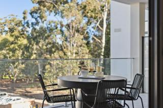 BURS18 - Luxury Accessible Apartment - 9