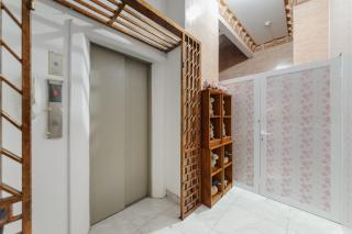 RedDoorz Plus near Mall Sunter - 8