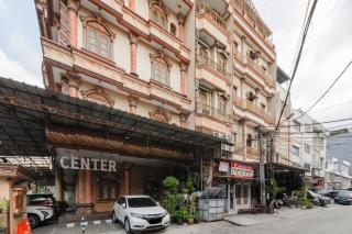 RedDoorz Plus near Mall Sunter - 3