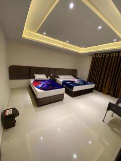 7 Creek Hotel Naran - Naran - 4