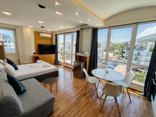 VistaOne X - Central Suite in the Heart of Xanthi - Xánthi - 4