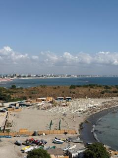 Luxury beachfront apt - quite area, 100 sqm - 9