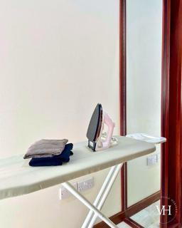 The Triplex at Villa Horizon - Three Private Suites - 8