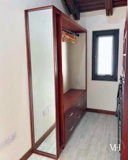 The Triplex at Villa Horizon - Three Private Suites - 4