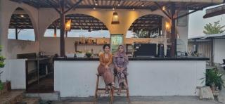 Edo Homestay & Restaurant - Kuta Lombok - 1