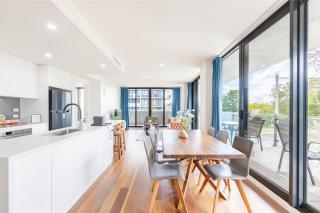 Modern 3BR Apt Near Canberra Center n ANU, 2 park - 7