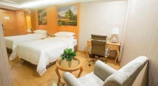 Vienna Hotel Shanghai Hongqiao National Exhibition Cente Sijing Metro Station - Fenghuangshan - 1