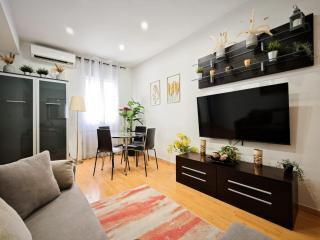 Pasaje de los Azahares - Seville - 2