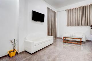Collection O Sector 7 Rohini Formerly Giriraj Residency - 7