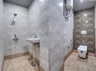 Anvit Residency - By The Arrow - Neu-Delhi - 1