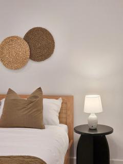 Nomadic 2 bedroom Apt in Burwood near everything - 8
