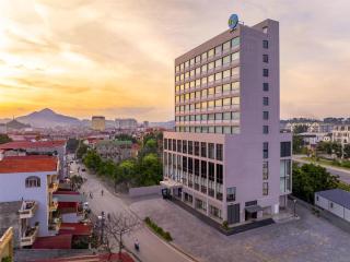 Tru by Hilton Lang Son City Centre - Lạng Sơn - 0