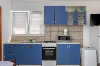 Peaceful Retreat Apartments with Terrace - 1