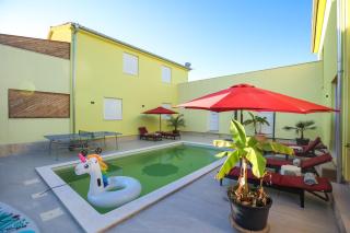 Villa Gaby with Heated Pool - Božava - 4