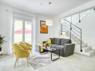 Villa Gaby with Heated Pool - 5