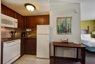 Staybridge Suites Guelph by IHG - Guelph - 5
