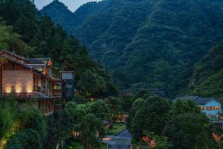 Ethnic Hundred-years Elysian Culture&Art Scholar Resorts - Zhangjiajie - 6