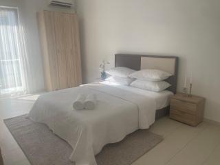 Apartment Nimes - 0