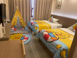 Lighthouse Hotel - 1