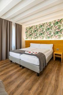 Hotel Belvedere - Spiazzi Di Caprino - 5
