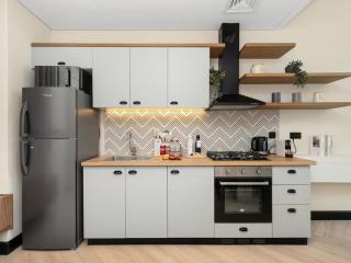 Stylish 1BR in Socio Pool, Cinema & Game Lounge - 4