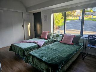 Relax and enjoy the North Shore - 6