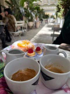 Perfect location apartment - 4