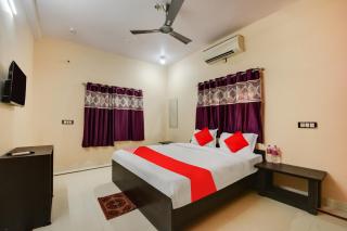 Super Hotel O Rudraksh Inn - 4