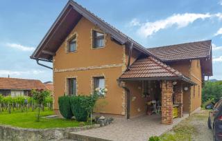 3 Bedroom Beautiful Home In Novi Marof - Novi Marof - 3