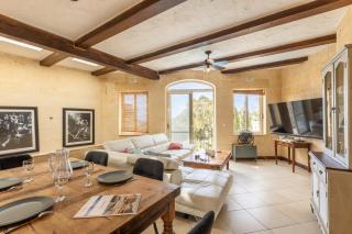 Dionisia Gozitan Villa and Pool Gozo - Happy Rentals - 9