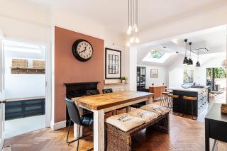 Stylish Family Home with Garden in Peckham Rye - 6