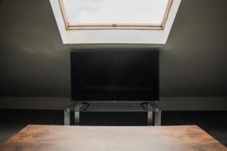 New - 6 Bedrooms, 3 Bathrooms, Double Kitchen, with private parking in Central Swansea - Swansea - 5
