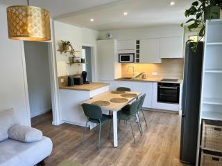 Stylish Stay at Mountain s Edge - Pierrefitte-Nestalas - 9