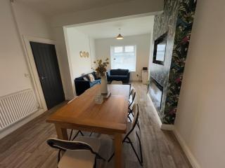 3BR House near Swansea Stadium - Swansea - 2