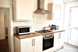 3BR House near Swansea Stadium - Swansea - 8