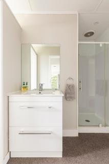 Home away from home 4 bedroom 2 bathrooms - Upper Hutt - 5