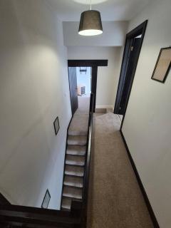 Explore Swansea! 4-Bed Delhi St Stay - Swansea - 3
