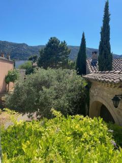 Chambre 2 dans Mas chez Sofi - Maubec - 2