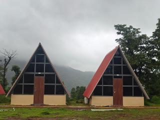 Huts And Hunters Resort Saputara - 1