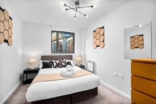 Large City Centre Apartment - Balcony - Free Wifi & Netflix 85S - 9