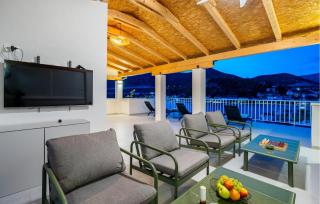 Nice Home In Rogotin With Harbor View - Rogotin - 5