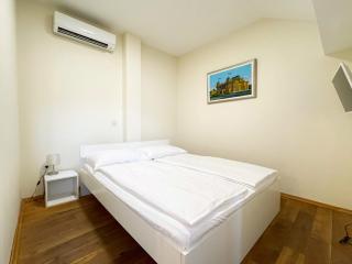 Flex SelfCheckIns 125 - 4 Bedrooms - Centre - Parking - Zagreb - 6