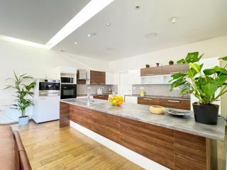 Flex SelfCheckIns 125 - 4 Bedrooms - Centre - Parking - Zagreb - 7