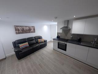 Cozy 1-Bedroom Flat in Swansea - Swansea - 4