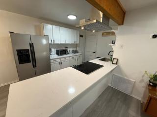 3BDR Comfort home Wt WiFi n Hottub - Midwest City - 1