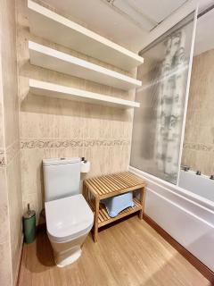 Beachfront Family Appartment with Pool - Valencia - 3